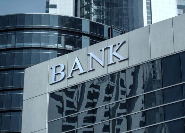 Financial data governance and reliable decision-making indicators